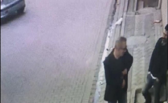 Önce Tokalaştı Sonra Öldürdü!