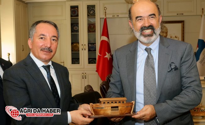 Türkiye Kayak Federasyonu Başkanı Erol YARAR A.İ.Ç.Ü Rektörü'nü Ziyaret etti!