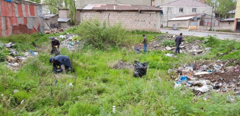 Ağrı Belediyesi Çevre Çalışmalarını Hızlandırdı