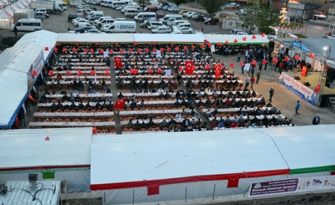 Doğubeyazıt'ta 3 Bin Katılımcılı "Kardeşlik İftarı" Projesi