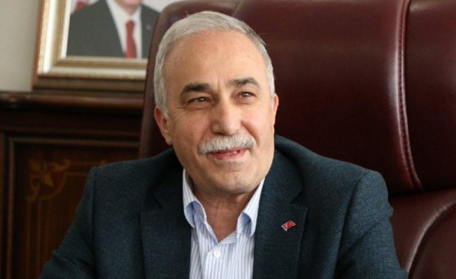 Tarım Bakanı Eşref Fakıbaba: "Eşim Kırmızı Eti 29 Liradan Alıyor" Tarım Bakanı Eşref Fakıbaba: "Eşim Kırmızı Eti 29 Liradan Alıyor"