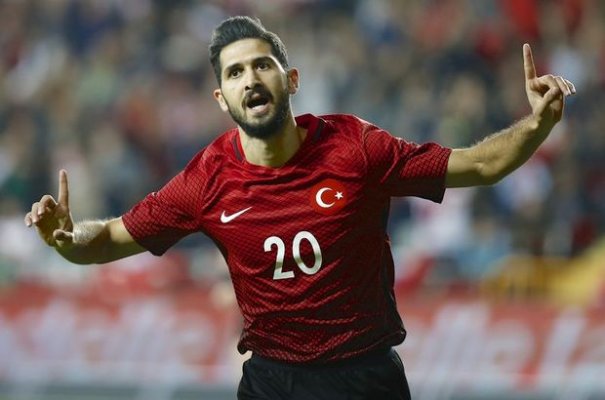 Fenerbahçe'den Sürpriz Transfer Hamlesi! Emre Akbaba'yı Renklerine Bağladı