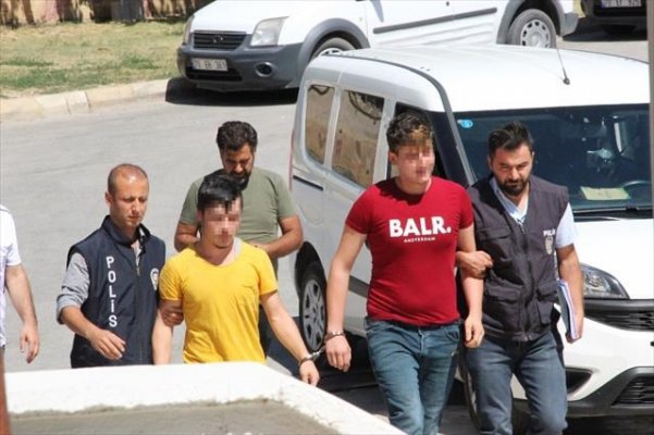 Parkta İnsanlara Ateş Açan Şahıslar Tutuklandı Parkta İnsanlara Ateş Açan Şahıslar Tutuklandı