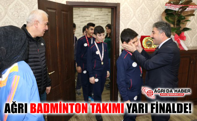 Ağrı Erkek Badminton Takımı Yarı Finale Yükseldi