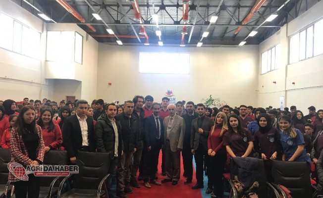 Ağrı Mesleki ve Teknik Anadolu Lisesinde 2019 Fuat Sezgin yılı sempozyumu