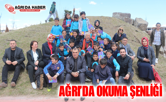 Ağrı'da Okuma Şenliği Yapıldı
