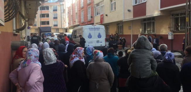 Boşanma davalı eşini öldürdü! Boşanma davalı eşini öldürdü!
