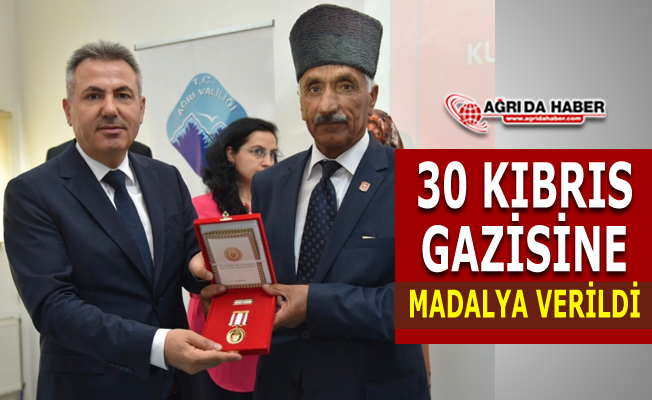Kıbrıs Gazisi 30 Ağrı'lıya Madalya verildi