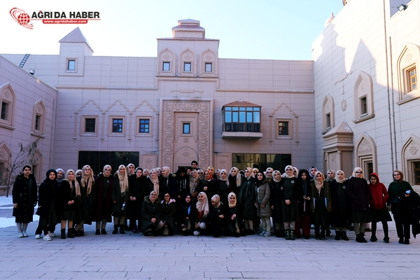 AİÇÜ Lise Öğrencilerini Ağırladı!