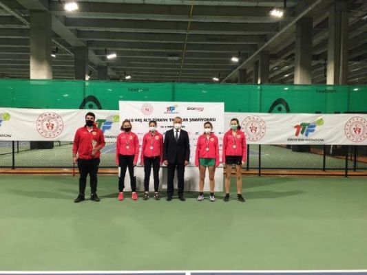 18 Yaş Altı Türkiye Tenis Şampiyonası Bitti!