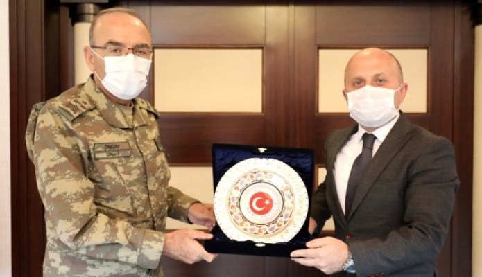 9. Kolordu Komutanı Tümgeneral Erhan Uzun'dan Vali Varol'a Ziyaret