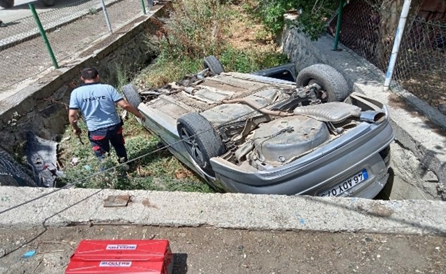 Ağrı'da Şu Giderine Düşen Araç Panik Yarattı!