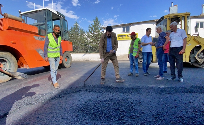 Ağrı'da Sanayi Sitesinin Yolları Asfaltlanıyor