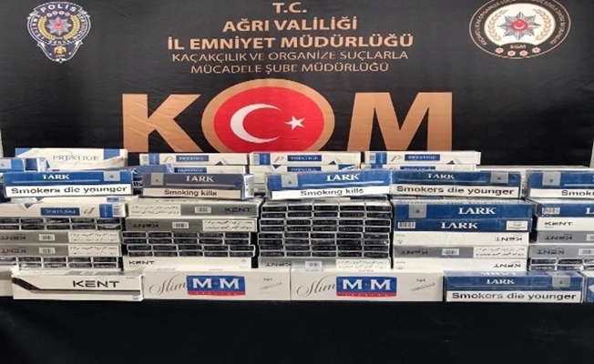 Ağrı'da kaçan araçtan 2 bin 500 karton kaçak sigara çıktı