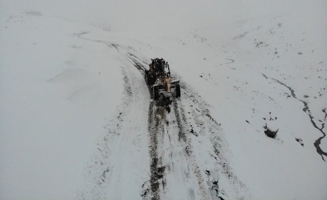 Ağrı'da 237 köy yolu ulaşıma kapandı!