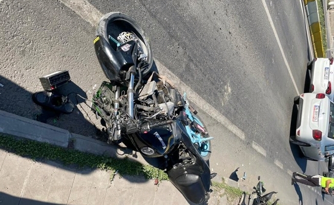 Ağrı'da motosiklet kazası: 3 yaralı