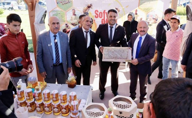 Ağrı'da 5. Geven Balı Festivali Yapıldı
