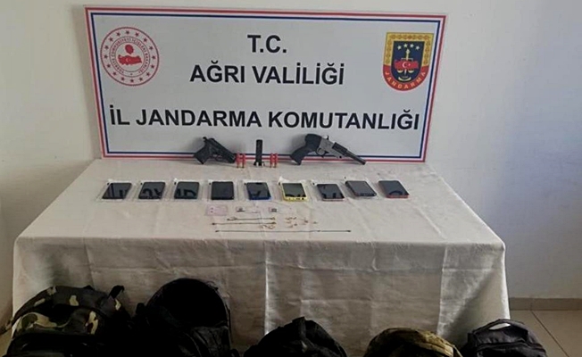 Doğubayazıt'ta 4 göçmen kaçakçısı tutuklandı