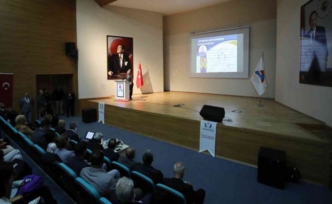 AİÇÜ'de “AR-GE ve İnovasyon Konferansı” düzenlendi