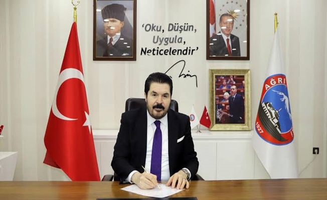Savcı Sayan'ın 10 Kasım Atatürk'ü Anma Günü Mesajı Savcı Sayan'ın 10 Kasım Atatürk'ü Anma Günü Mesajı