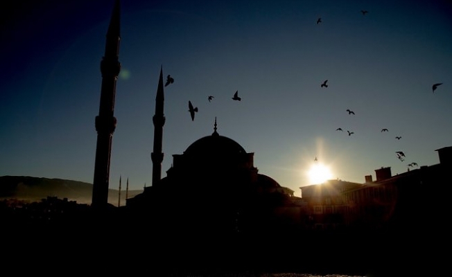 Recep Tayyip Erdoğan Camii göz kamaştırıyor