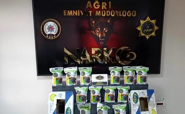 Ağrı'da 5 kilo 948 gram skunk ele geçirildi