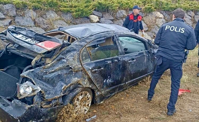 Ağrı’da bir otomobil şarampole uçtu: 1 yaralı