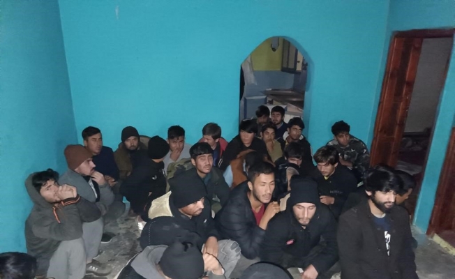 Ağrı’da 48 Afgan göçmen yakalandı