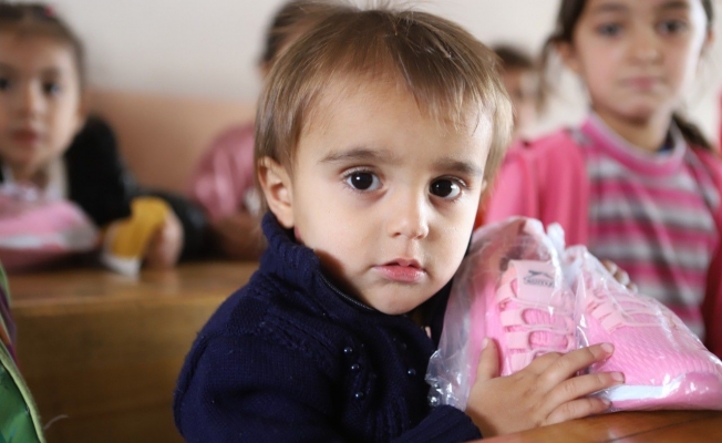 Yardım elleri, köy çocukları okusun diye birleşiyor
