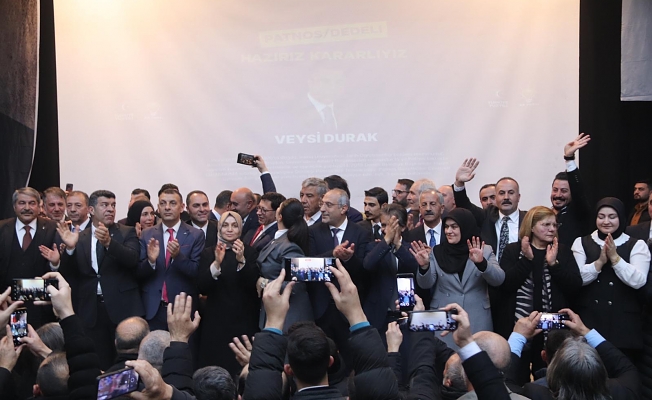 AK Parti Ağrı’da adaylarını tanıttı