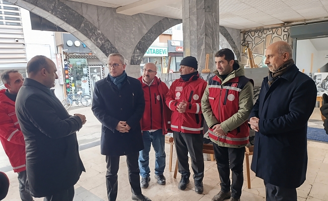 Ağrı’da 6 Şubat depreminin yıl dönümünde anma programı ve tatbikat gerçekleştirildi