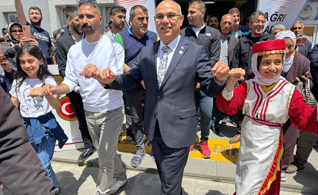 Ağrı’da, Hayat Boyu Öğrenme Şenliği renkli etkinliklerle başladı