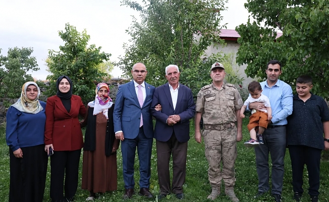 Ağrı Valisi Mustafa Koç’tan Şehit Bülent Afşin’in Ailesine Anlamlı Ziyaret