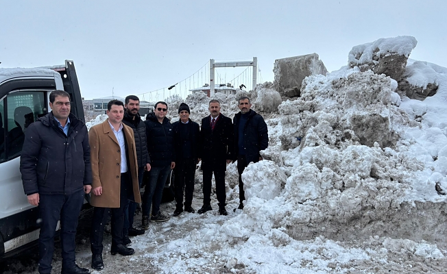 Tutak’ta Karla Mücadele Çalışmaları Aralıksız Sürüyor