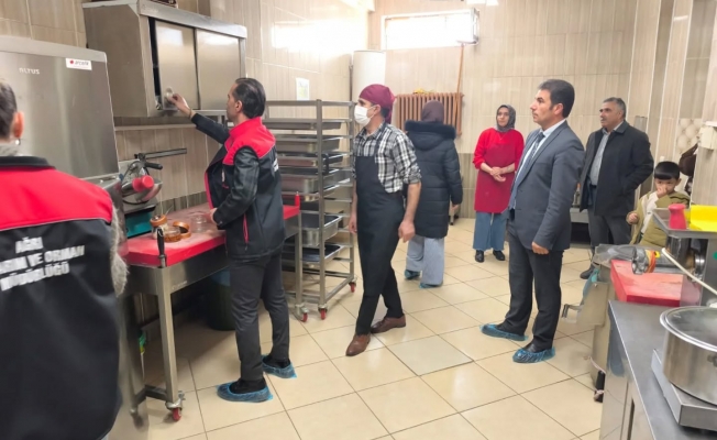 Ağrı’da gıda ve pansiyon işletmelerine 1.050 denetim gerçekleştirildi.