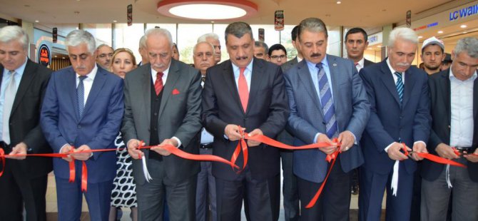 8. Cumhurbaşkanı Özal'ın ölümünün 22. yılı