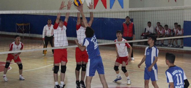 Voleybol: Yıldız Erkek Grup Birinciliği