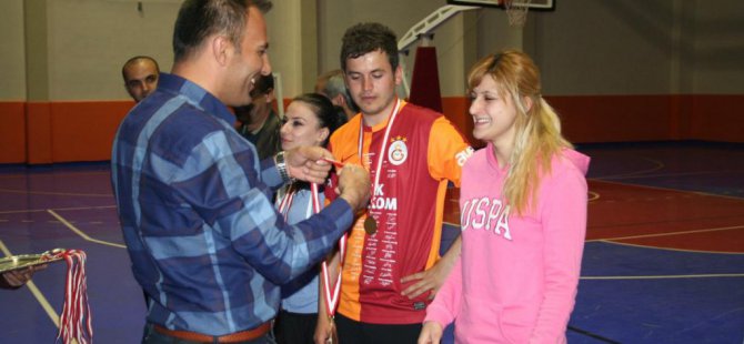 Bulanık'ta voleybol turnuvası