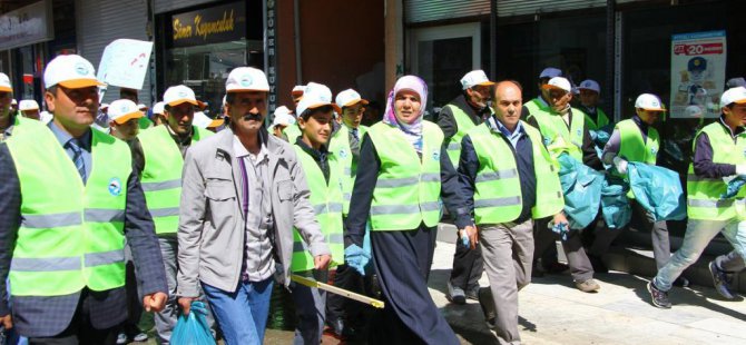 Erciş Belediyesi'nden temizlik kampanyası