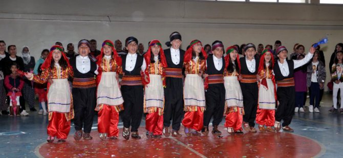 Tunceli'nin Ovacık ilçesinde 23 Nisan Ulusal Egemenlik ve Çocuk Bayramı