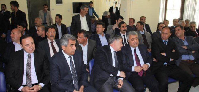 AK Parti'nin Hakkari milletvekili adayları halka tanıtıldı.