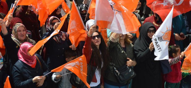 AK Parti Ağrı İl Teşkilatı Eleşkirt'te büro açtı