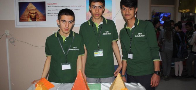 Yüksekova'da 'TÜBİTAK Bilim Fuarı' açıldı