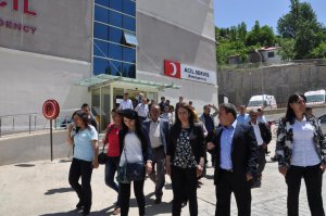 HDP Adayı Selma Irmak'ın Seçim Çalışması