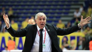 Fenerbahçe Yönetim'i açıkladı hoca kalıyor