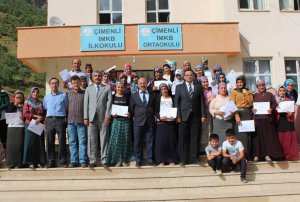 Hakkari'de kadın çiftçiler sertifika aldı