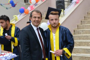 Vali Taşyapan, Çatak'ta incelemelerde bulundu