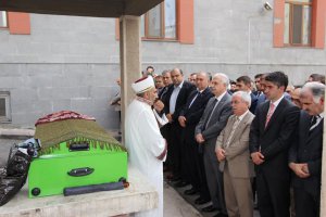 Aziziye Belediye Başkanı Orhan'ın acı günü