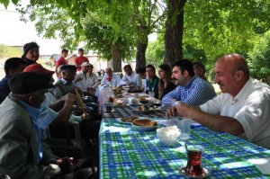 Arguvan Kaymakamı Yosunkaya'dan mahalle ziyaretleri