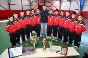 Sokakta çalışan çocuklar Van'ın gururu oldu